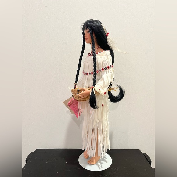 Paradise Galleries “Swirling Waters” Native American Porcelain Doll - Picture 4 of 14